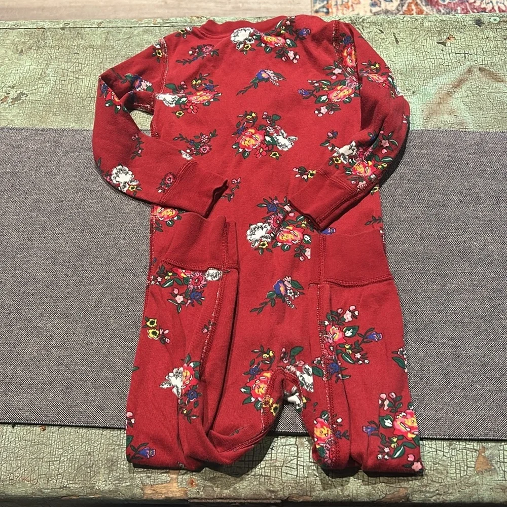 Hanna Andersson Swedish Bouquet Red Footless Sleeper Pajamas Size 90/3